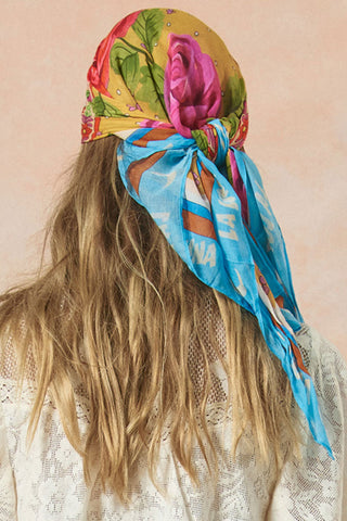 aphrodite-scarf
