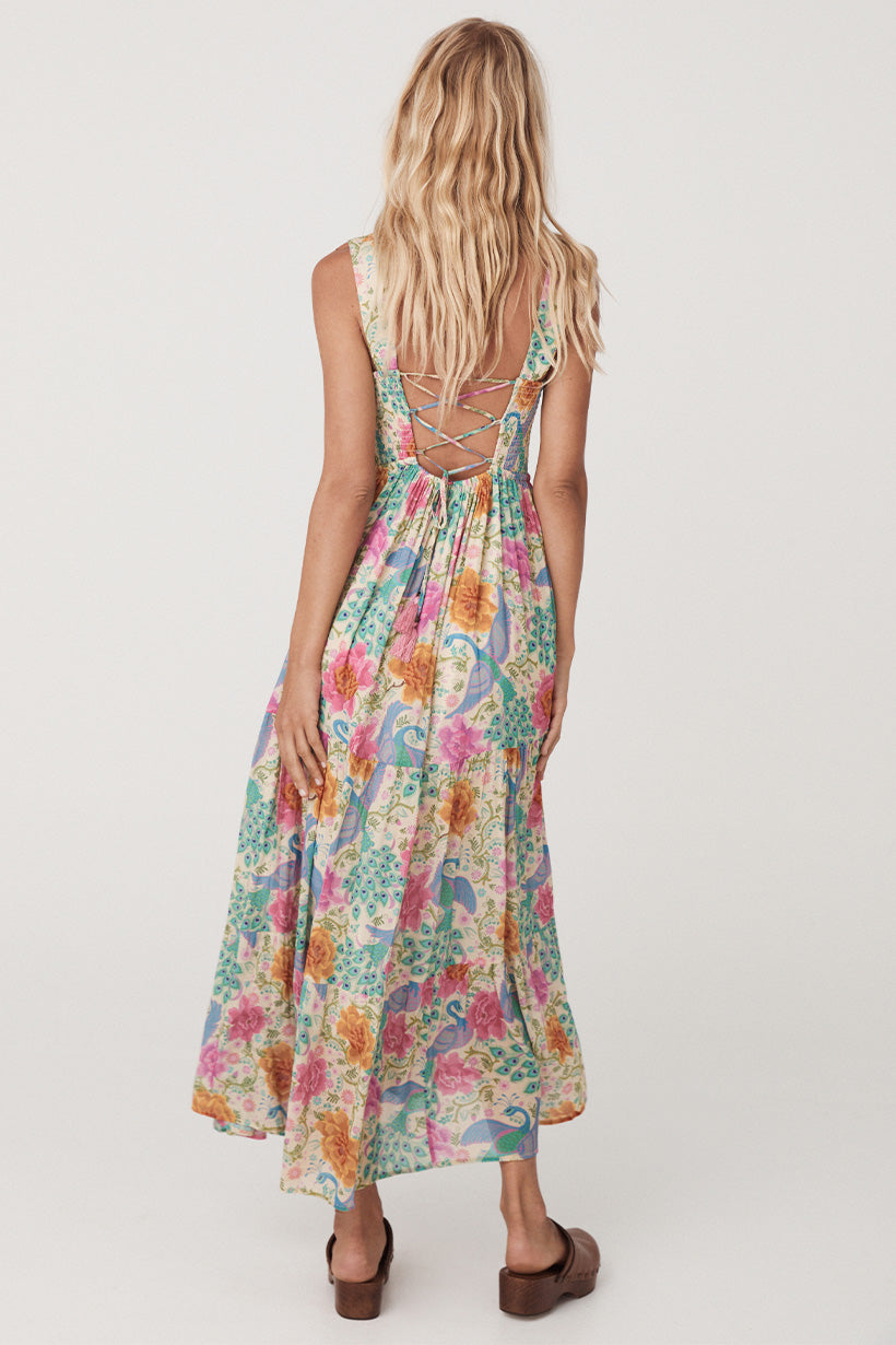 Bohème Strappy Maxi Dress 🛍️